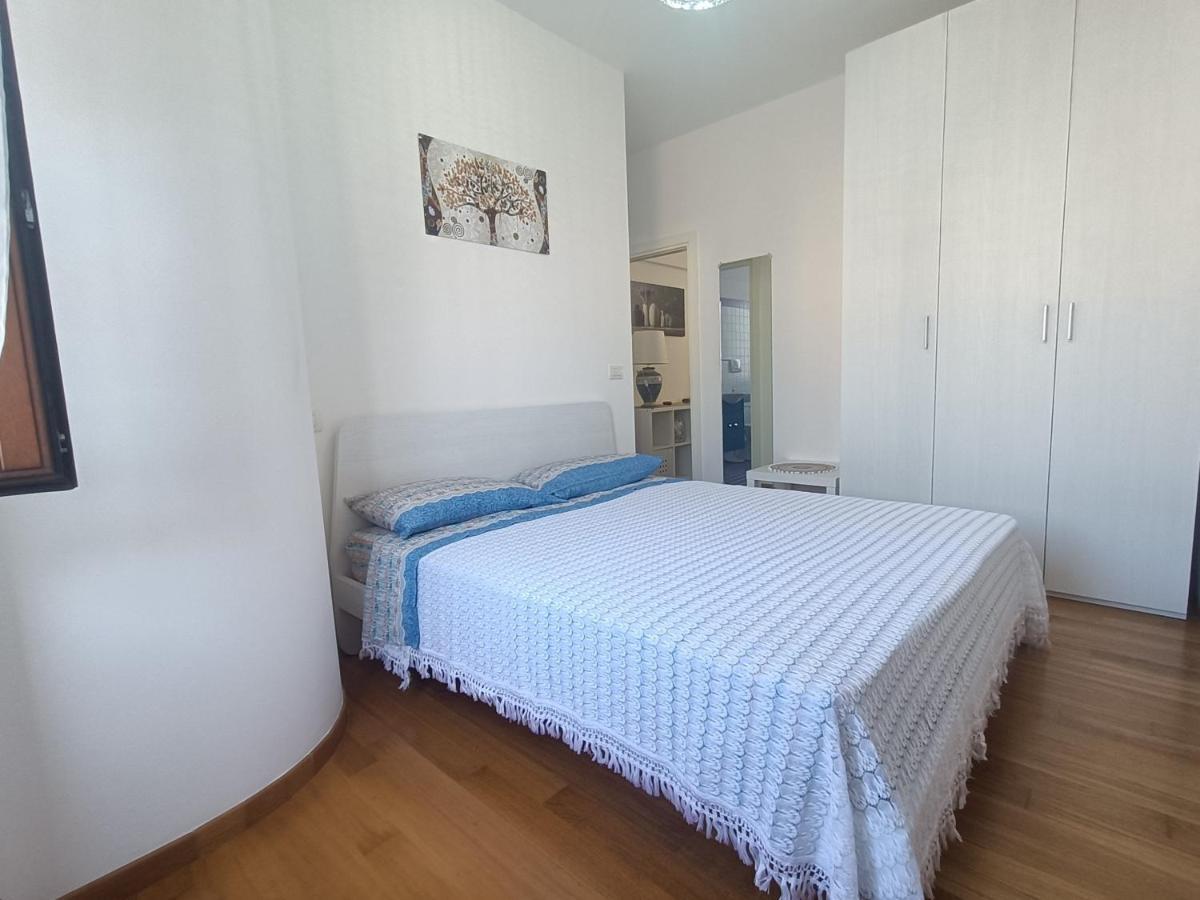 Appartement La Casa Di Erika - Pesaro Centro-Mare Extérieur photo